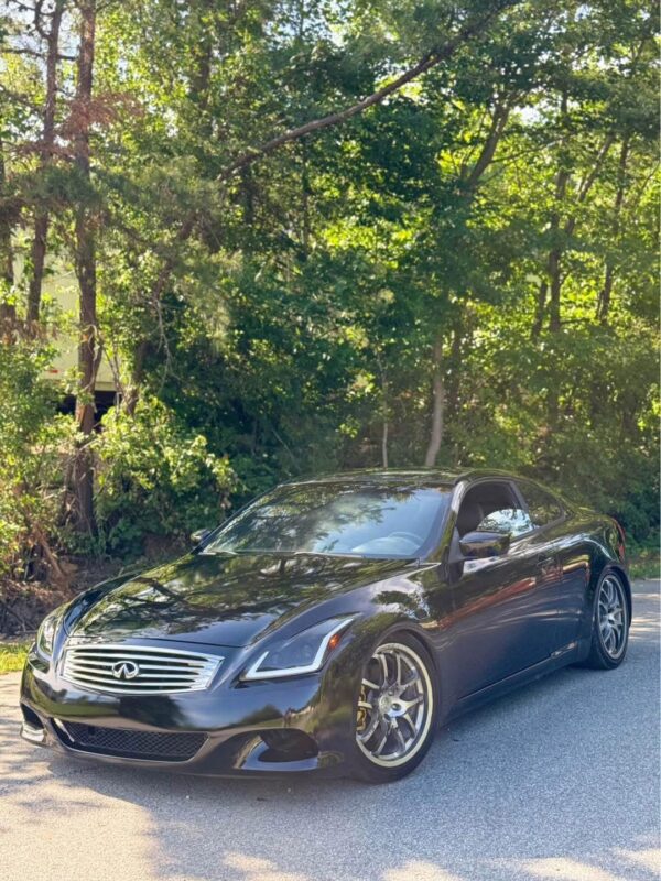2009 Infiniti g37 - Image 8