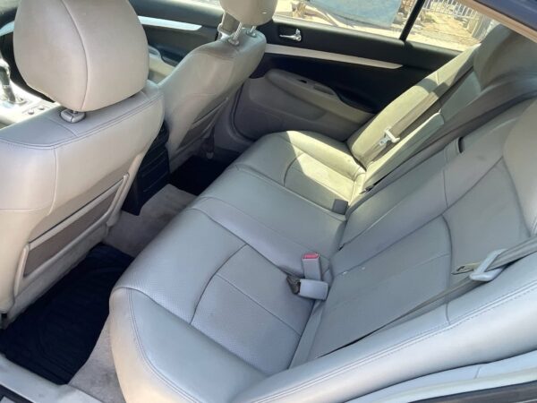 Infiniti g37 2009 clean tilte - Image 7