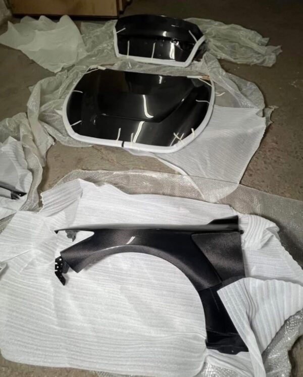 Q50 carbon fiber all around body kit full real carbon - Image 4