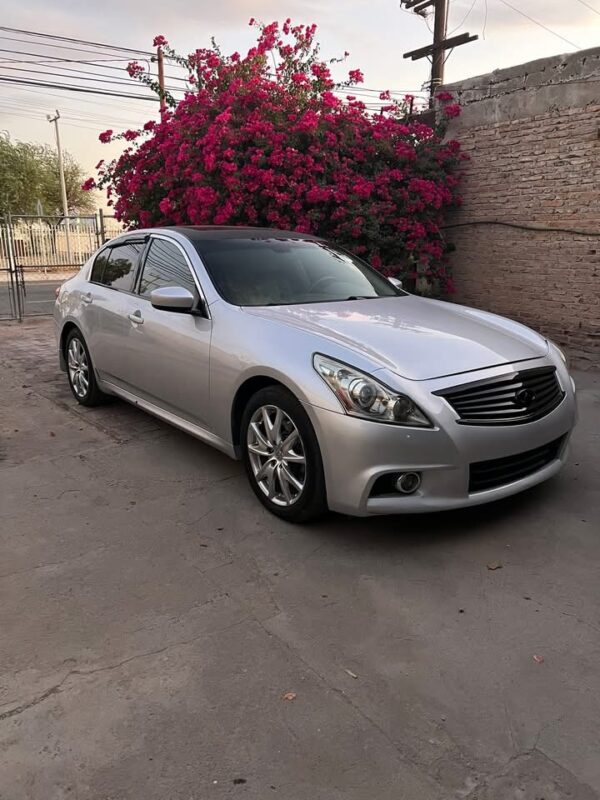 INFINITI G37xs 2011 - Image 8