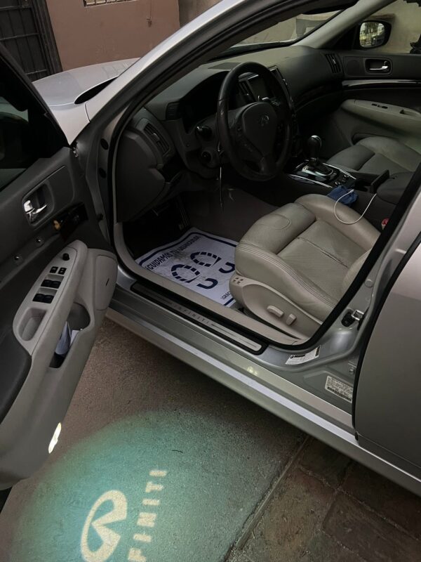 INFINITI G37xs 2011 - Image 6