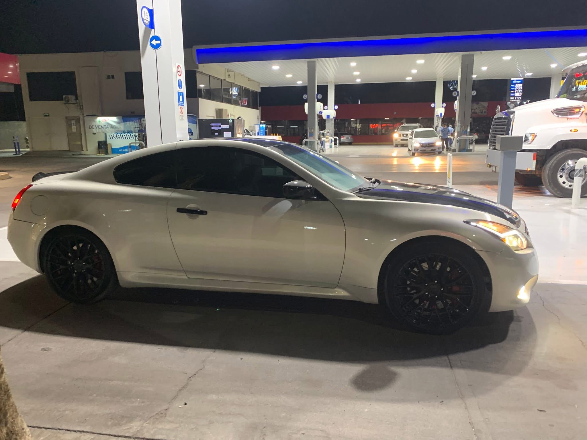 Infiniti Q60 2014 - Image 4