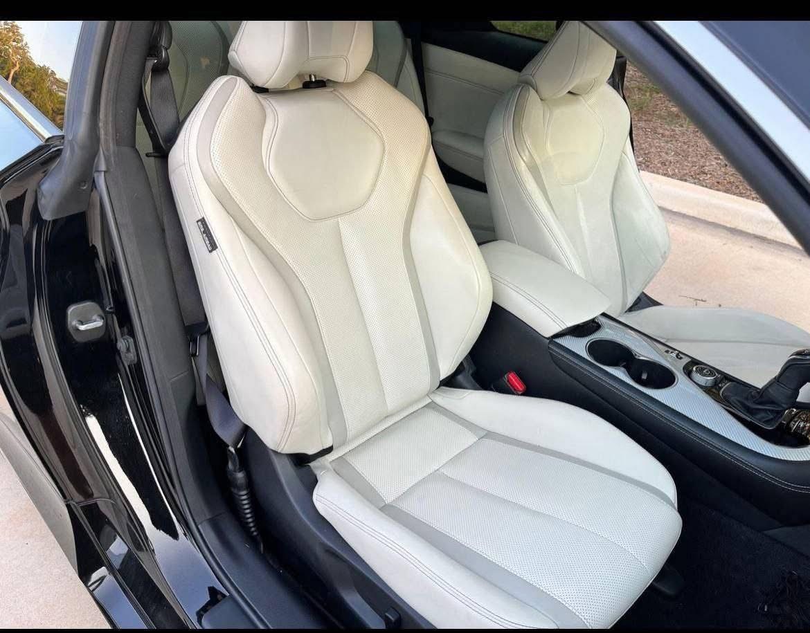 2013 Infiniti g37s coupe - Image 8