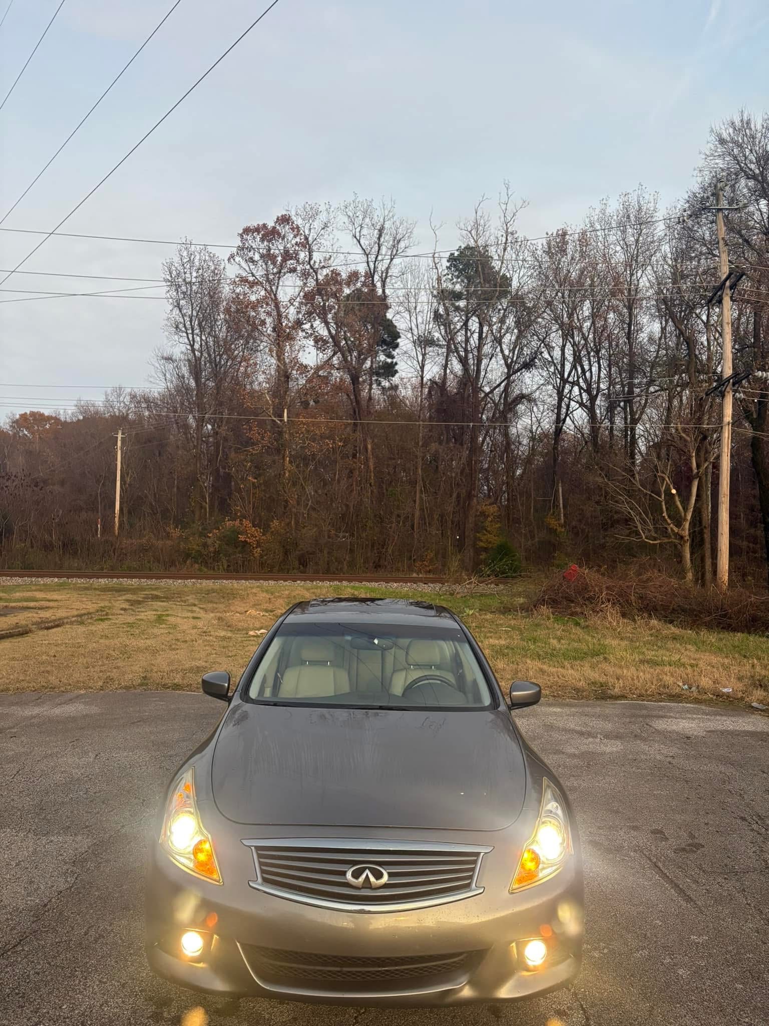 Infiniti Q40 2015 - Image 2