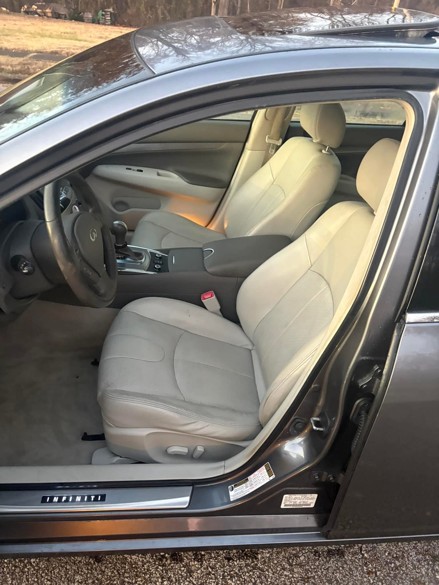 Infiniti Q40 2015 - Image 12