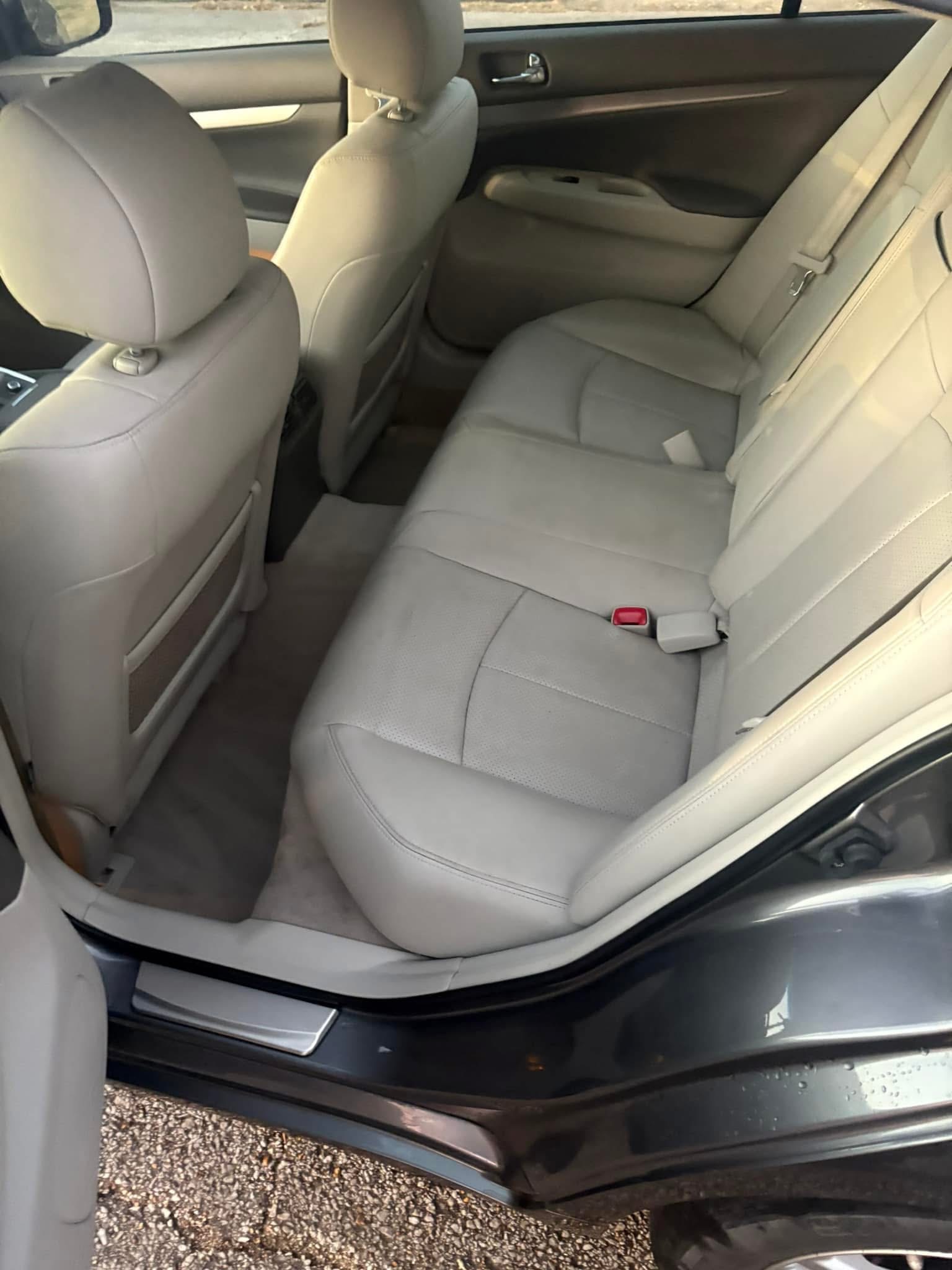 Infiniti Q40 2015 - Image 8