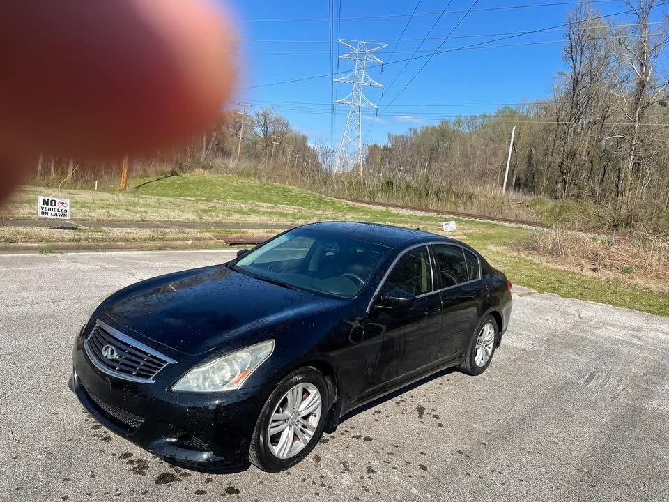 Infiniti g37 2011 - Image 4