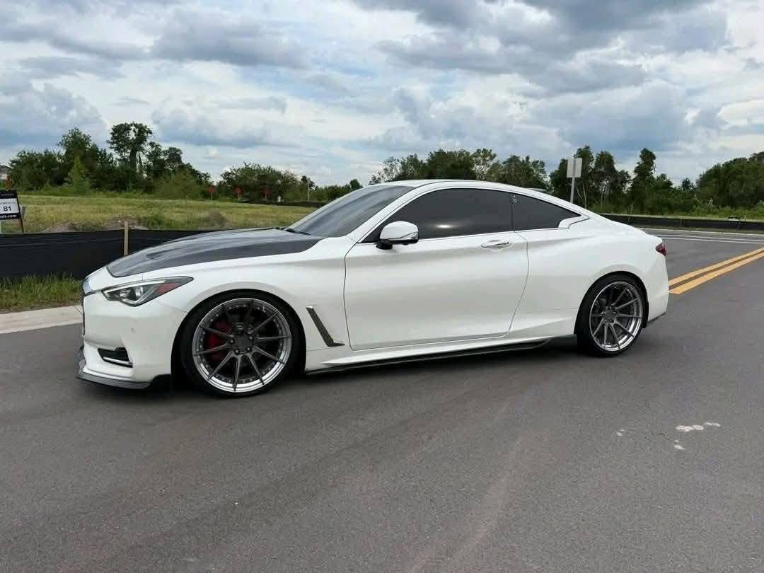 Infiniti Q60 2017 - Image 6