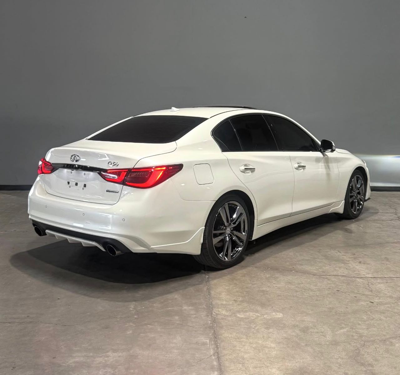 2021 Infiniti Q50 signature edition - Image 8