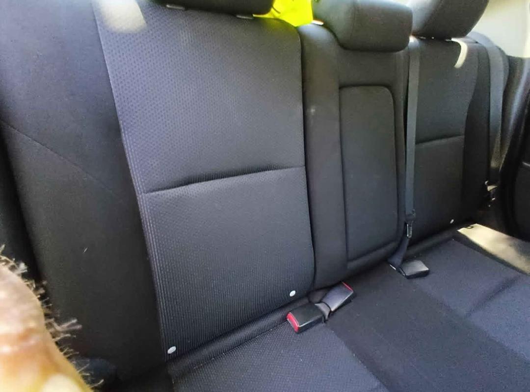 2011 mazda 3 - Image 6