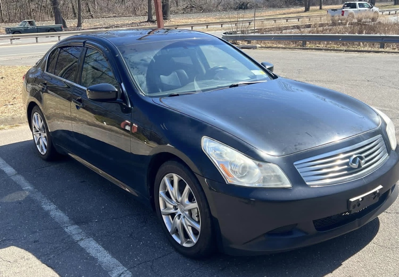 2009 g37 6 speed sport sedan - Image 2