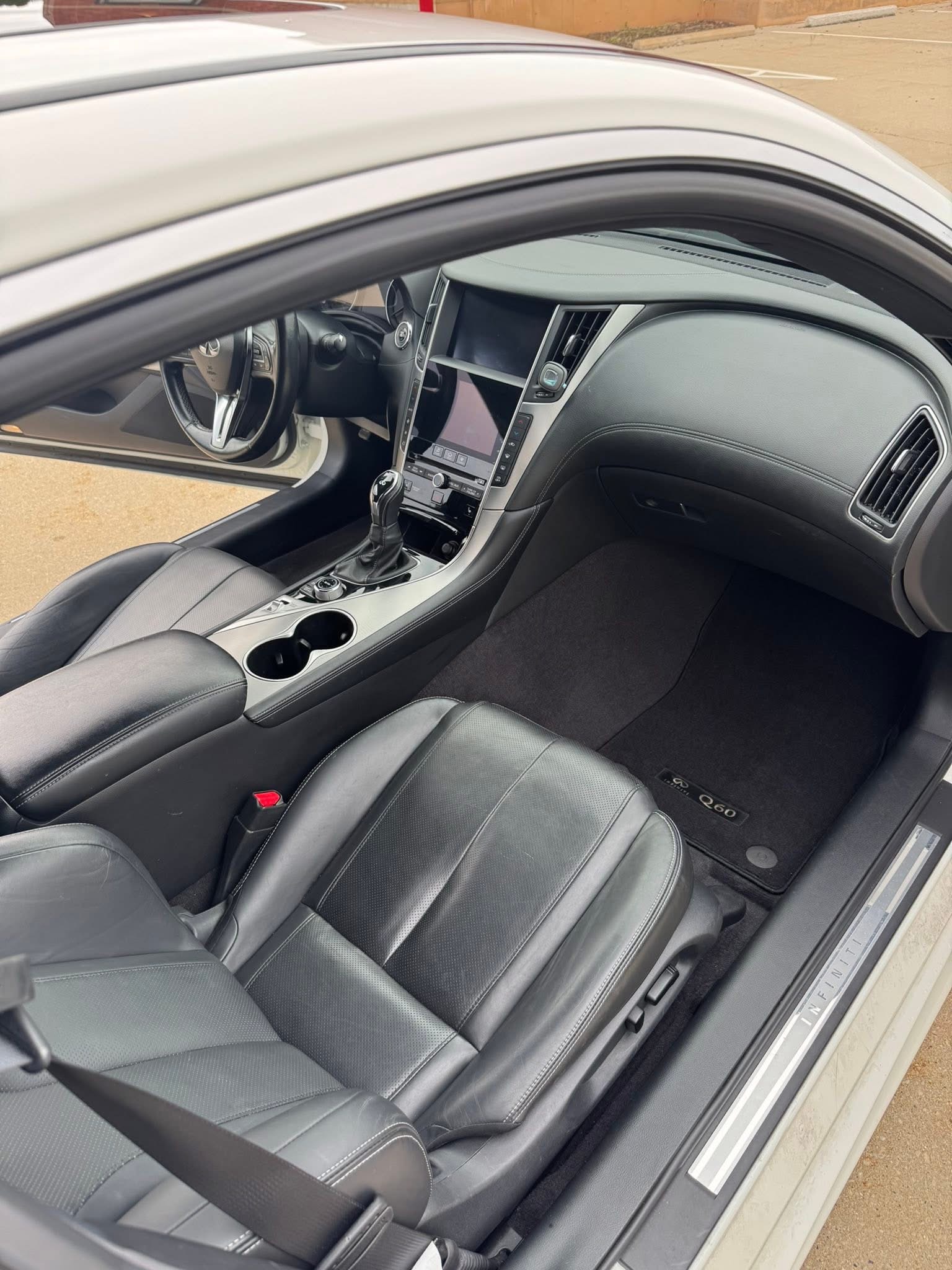 2021 Infiniti Q60 3.0L - Image 6
